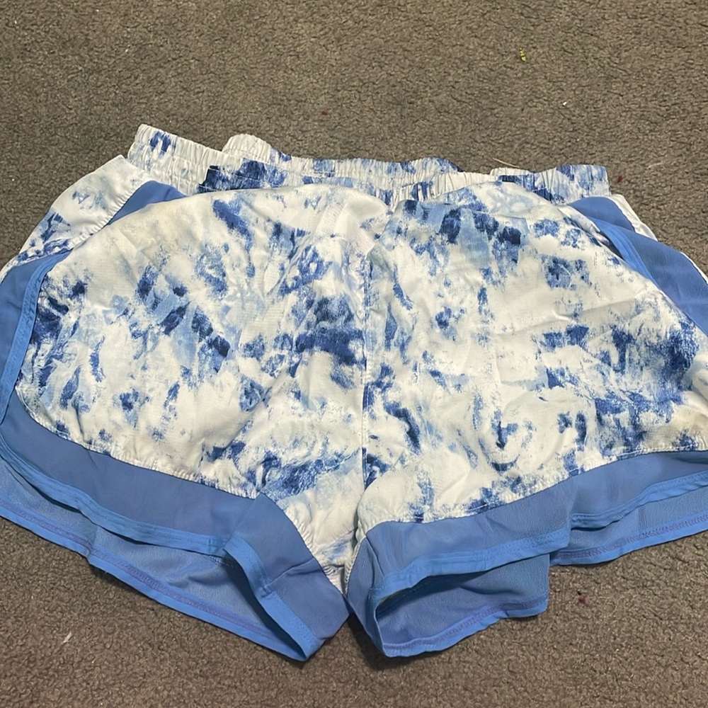 Cloud print kids athletic shorts